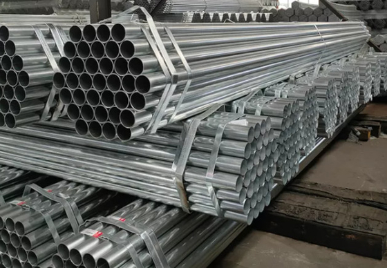 ASTM γύρω από το γαλβανισμένο σωλήνα Q195-Q235 6m12m χάλυβα καυτής εμβύθισης με σας χάλυβας