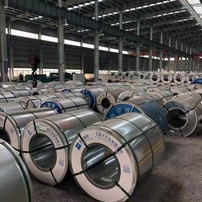 Πηνία γαλβανισμένου χάλυβα θερμής έλασης ASTM Dx51d SGCC 0,23 mm - 3,5 mm