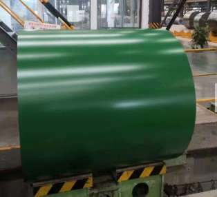 Πλάτος 600mm γαλβανισμένη PPGI σπείρα 180 χάλυβα - δύναμη παραγωγής 220Mpa